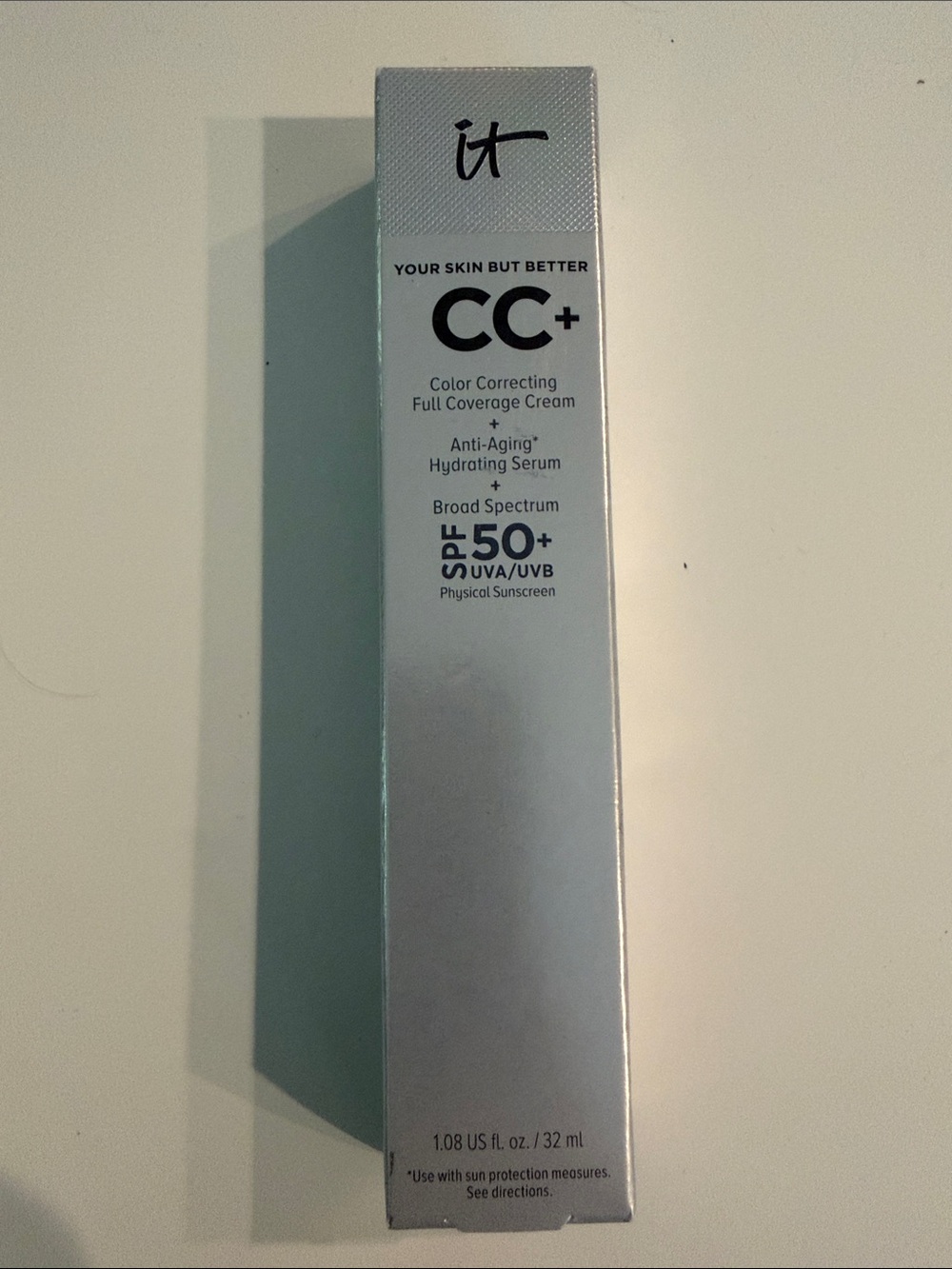 it cosmetics CC+ Color Correcting Full Coverage Cream - Light Neutral NIB